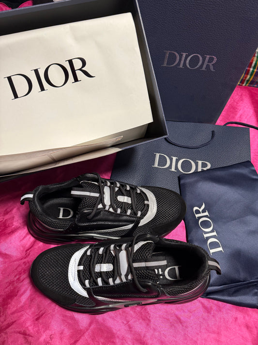Dior B30